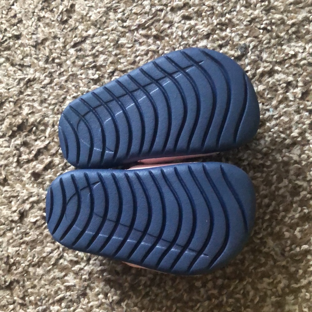 Crocs bundle - Picture 4 of 7